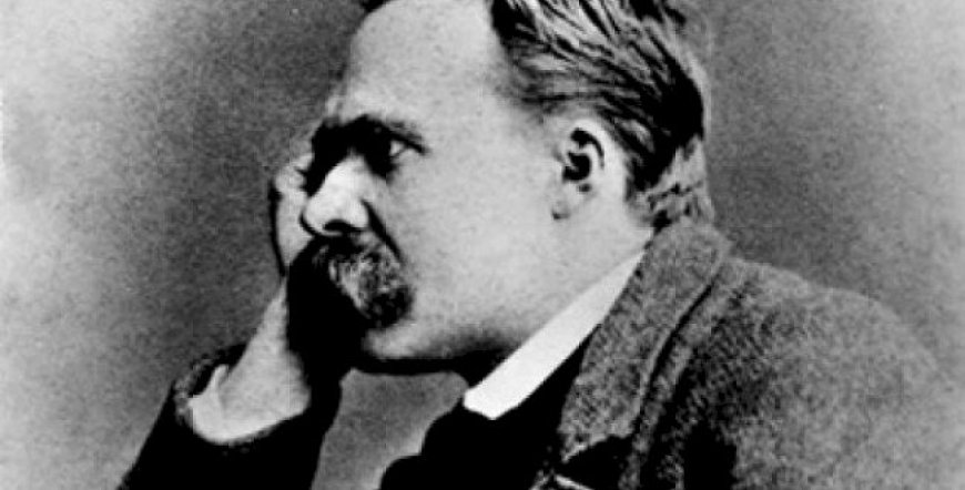 Nietzsche Çı Taw Çarnino re Zazaki?